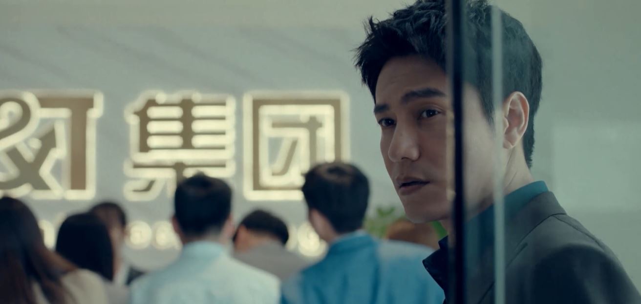 在《输赢》里让我们见识了真正成年人的爱情，我爱你撑不起过日子