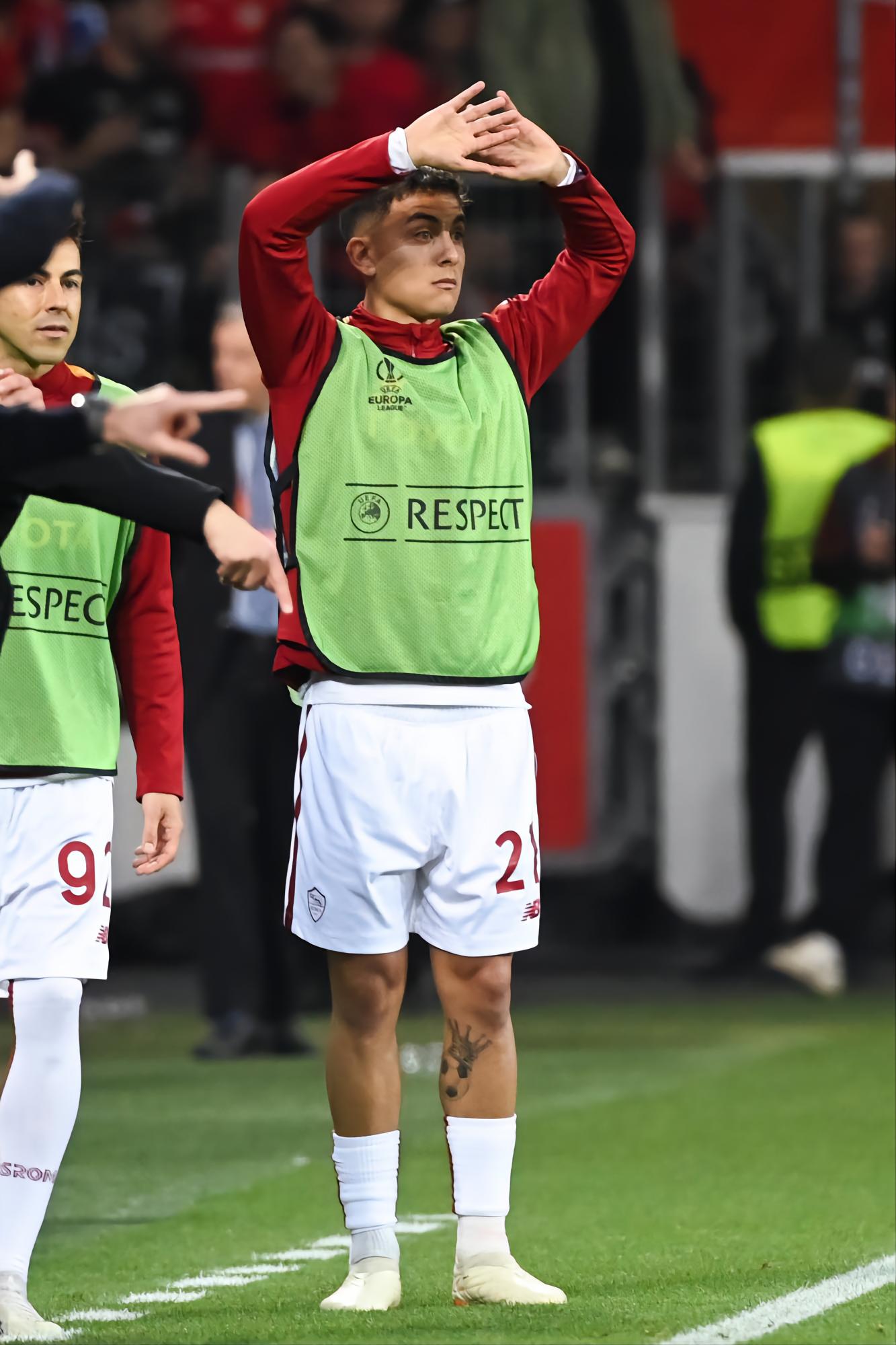 绌嗛噷灏煎ゥ璇勪环缃楅┈鐞冨憳,绌嗛噷灏煎ゥ榧撳姳缃楅┈鐞冨憳瑙嗛