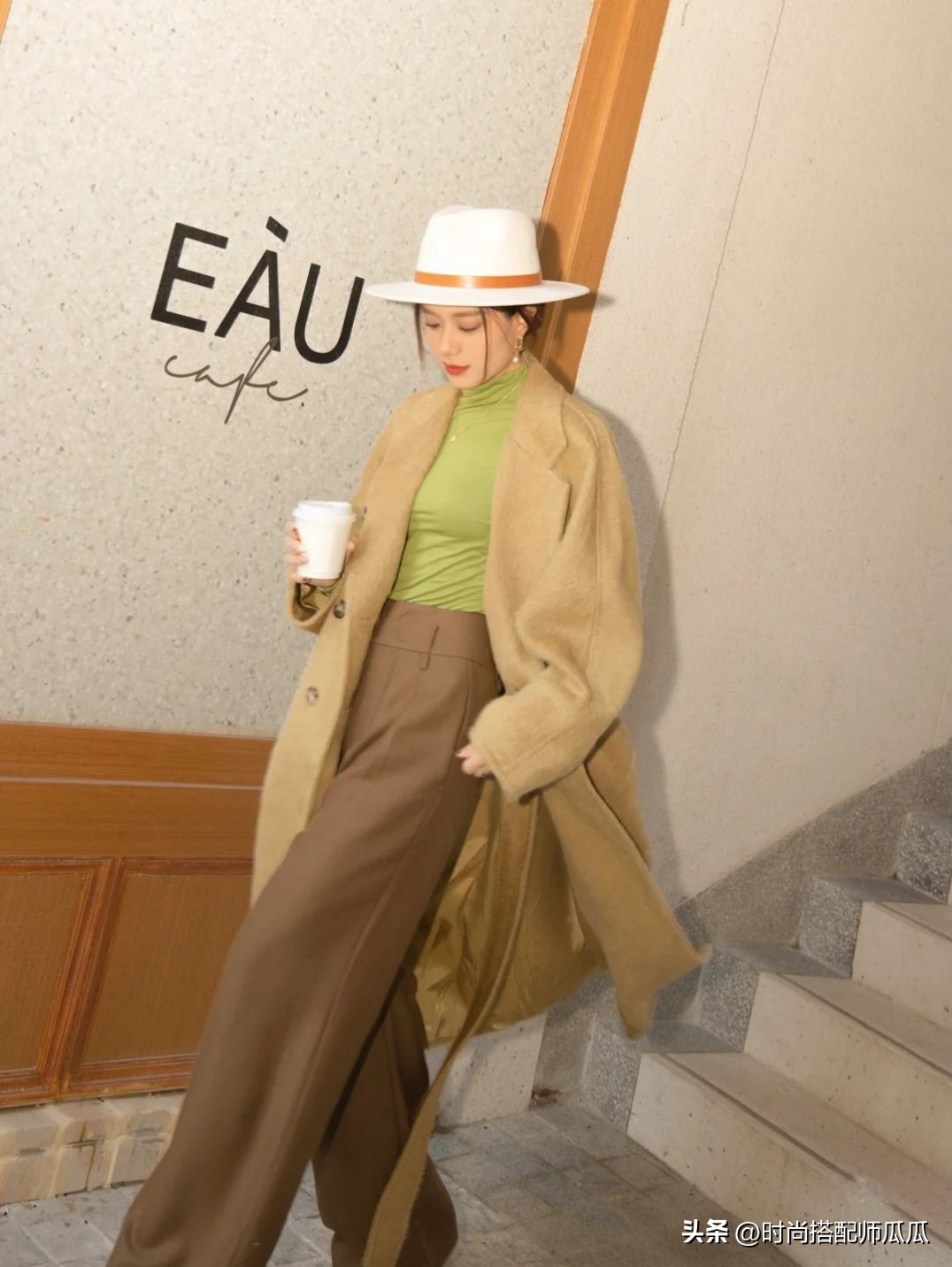 皮肤偏黑的女生穿什么颜色好看,皮肤偏黄的女性适合穿什么颜色