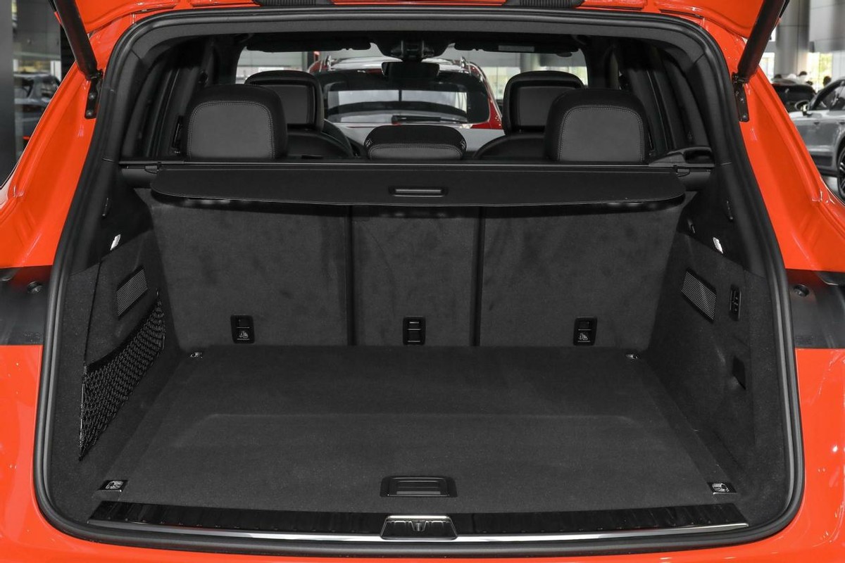 保时捷cayenne2018-2020款区别,2.9t保时捷cayennecoupe落地价