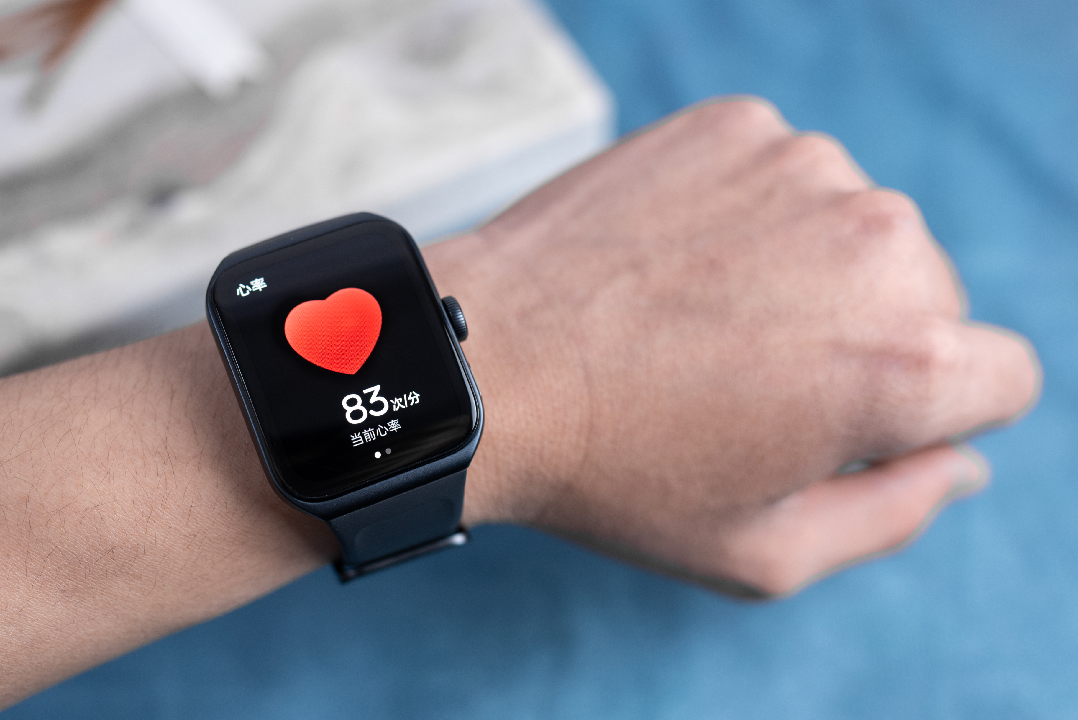 苹果手表s8为何价格不一样有差别,苹果手表s8为什么价格不一样