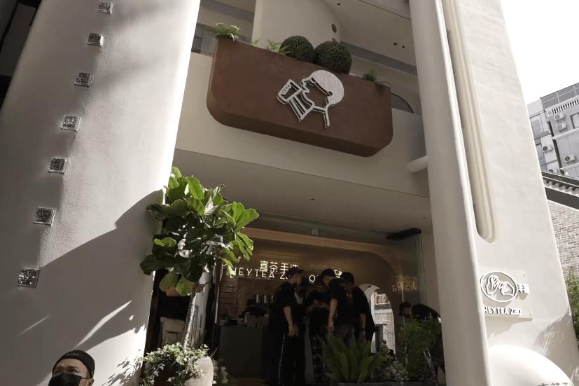 220万家餐饮零售企业，倒在了解封的黎明前