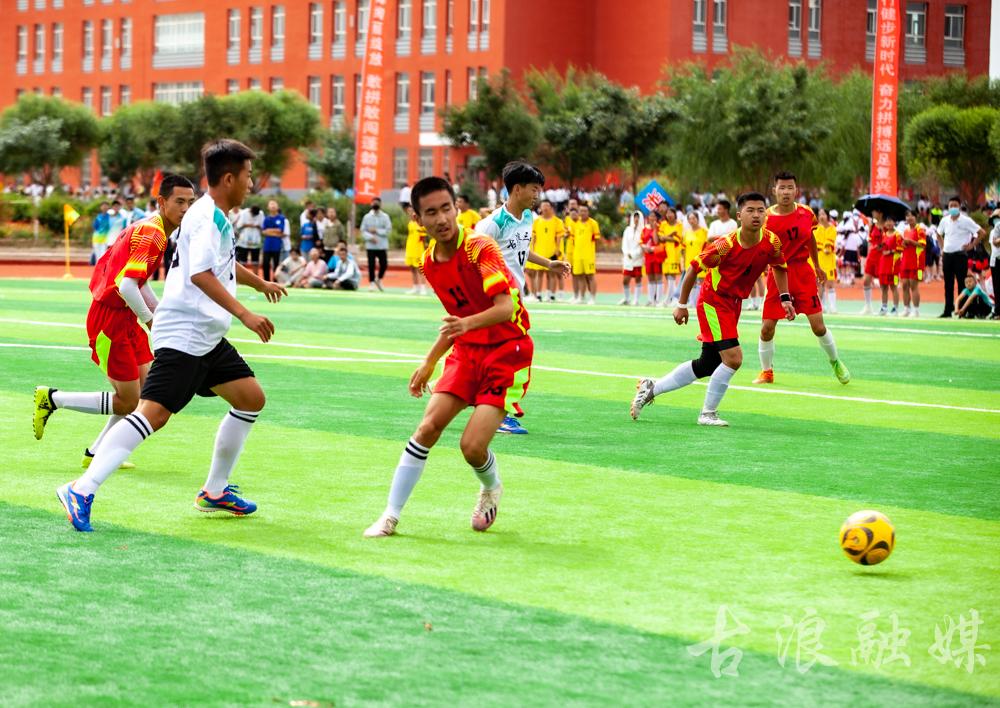 加油少年小学足球夺冠,追风少年加油