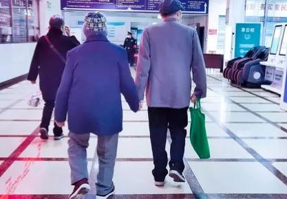 鎯宠濂冲効浣嗗嵈鏃犲,鎯宠濂冲効鍗翠笉鑳借