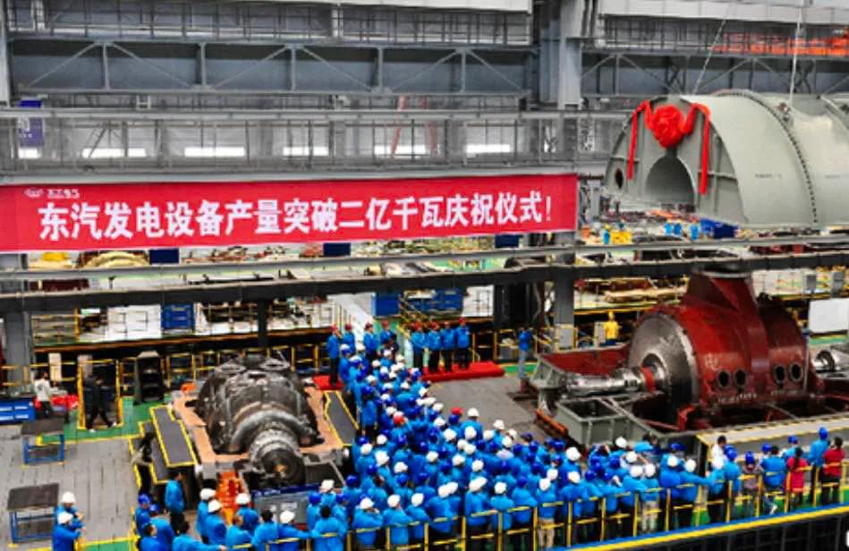 中国目前有几台万吨水压机,大国工匠水压机