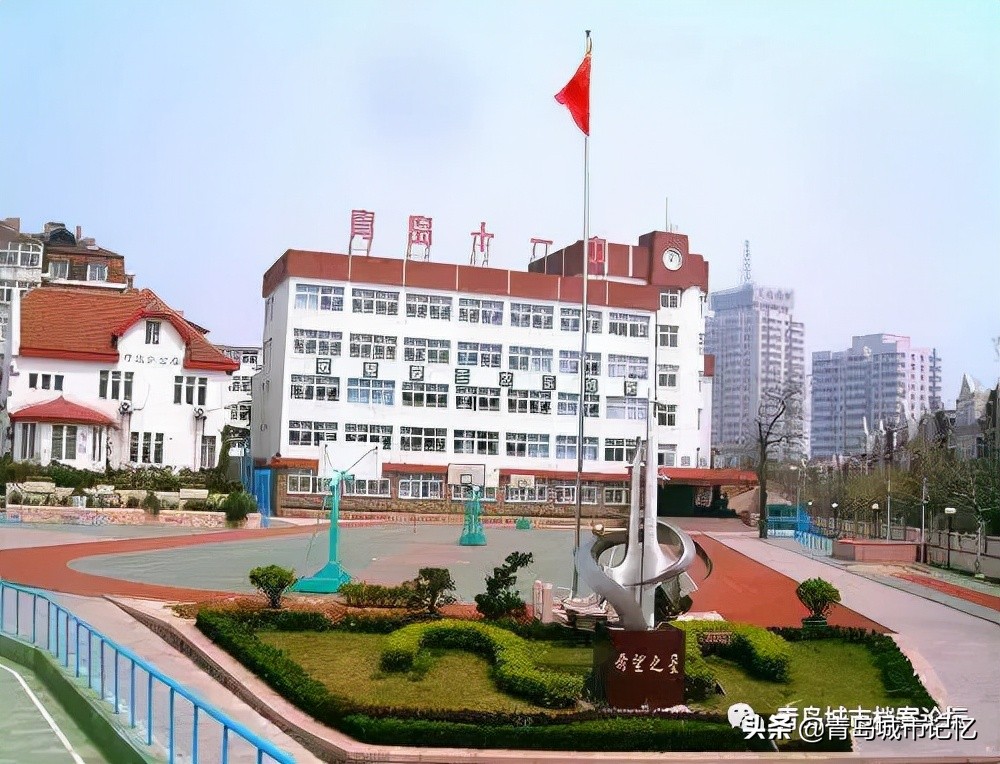 青岛十一中图片,青岛十一中什么样
