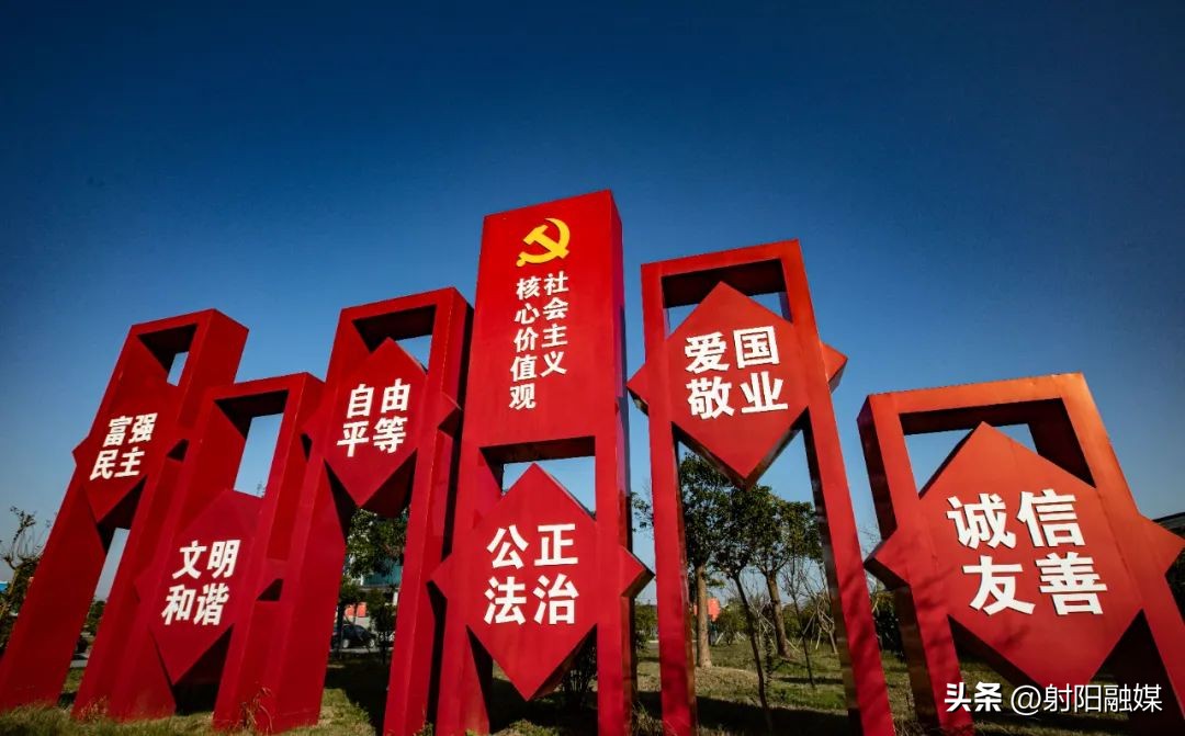 竞逐新赛道勇当排头兵表态发言,竞逐新赛道塑强新动能