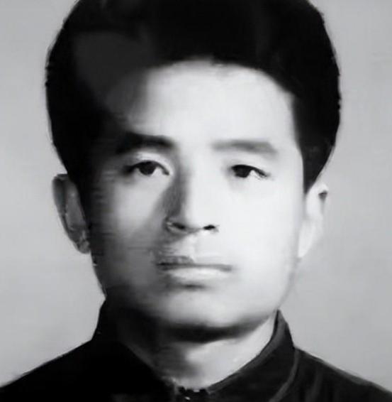 毕福剑离开央视后现在有退休金吗,央视主持人毕福剑又要重返舞台么