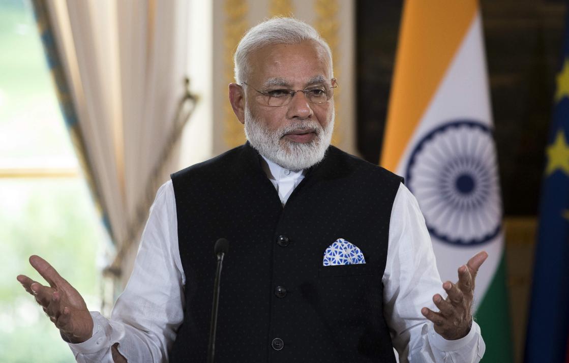 尼泊尔为啥没被印度征服,被印度三面包围的尼泊尔视频