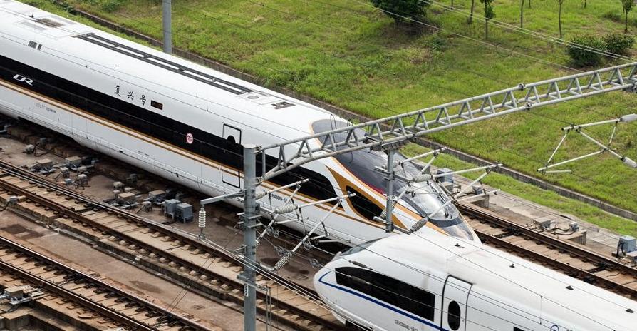 高铁上一天工作10多个小时正常吗,高铁上面工作几个小时