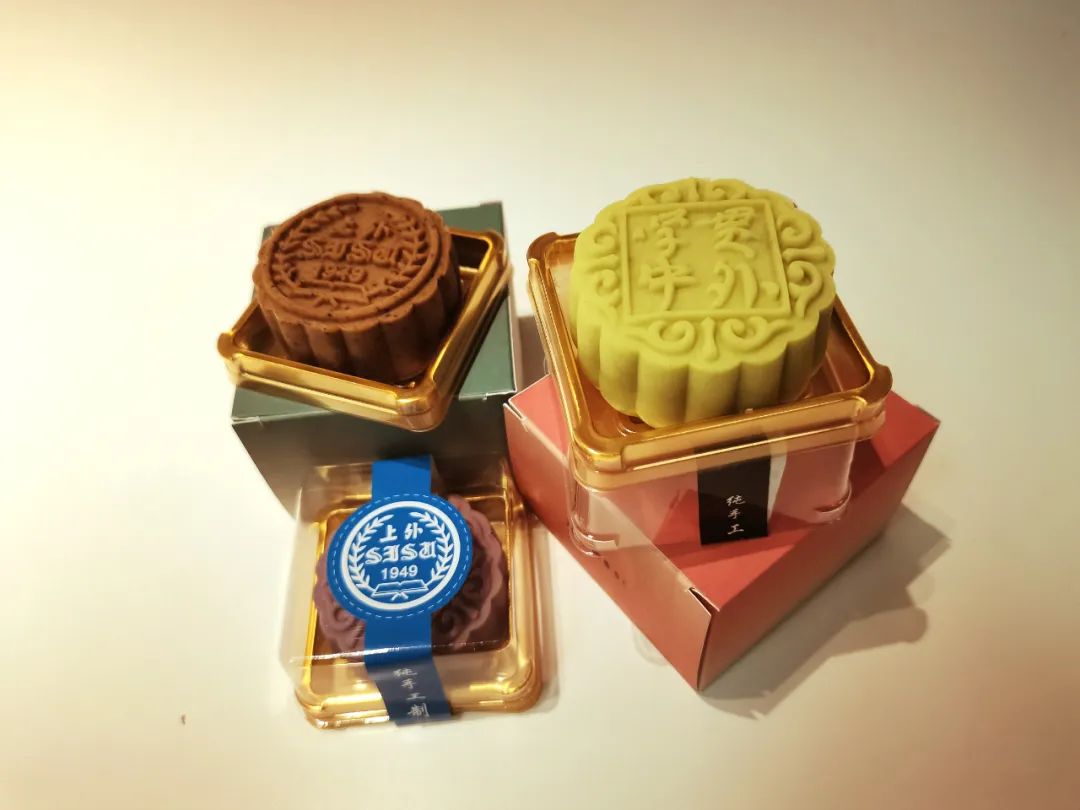 上海高校月饼新鲜出炉,上海哪个大学月饼最好吃