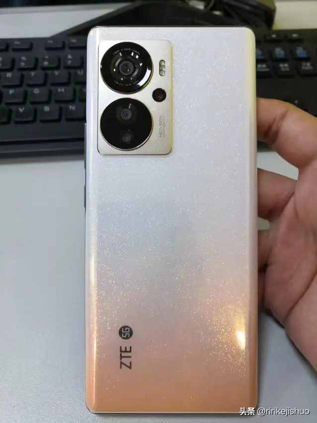 骁龙870曲面屏512g,骁龙870曲面屏旗舰机