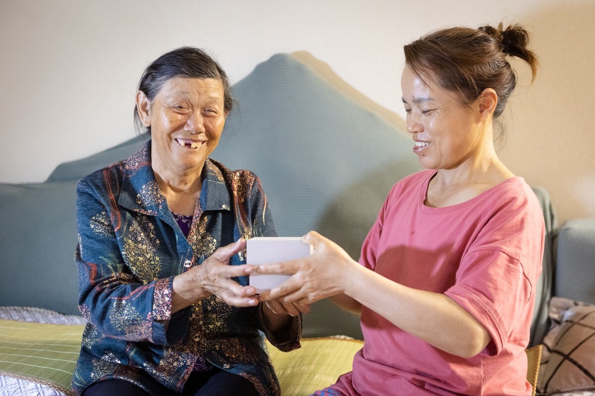 遇到有不良习惯的婆婆，如何让老公出面解决，聪明的女人会这么做