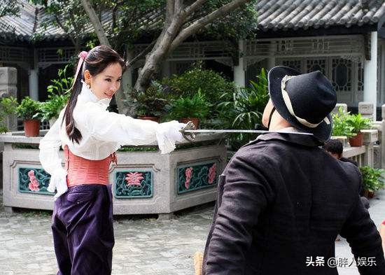 秋雅王智视频完整版,秋雅王智全身照