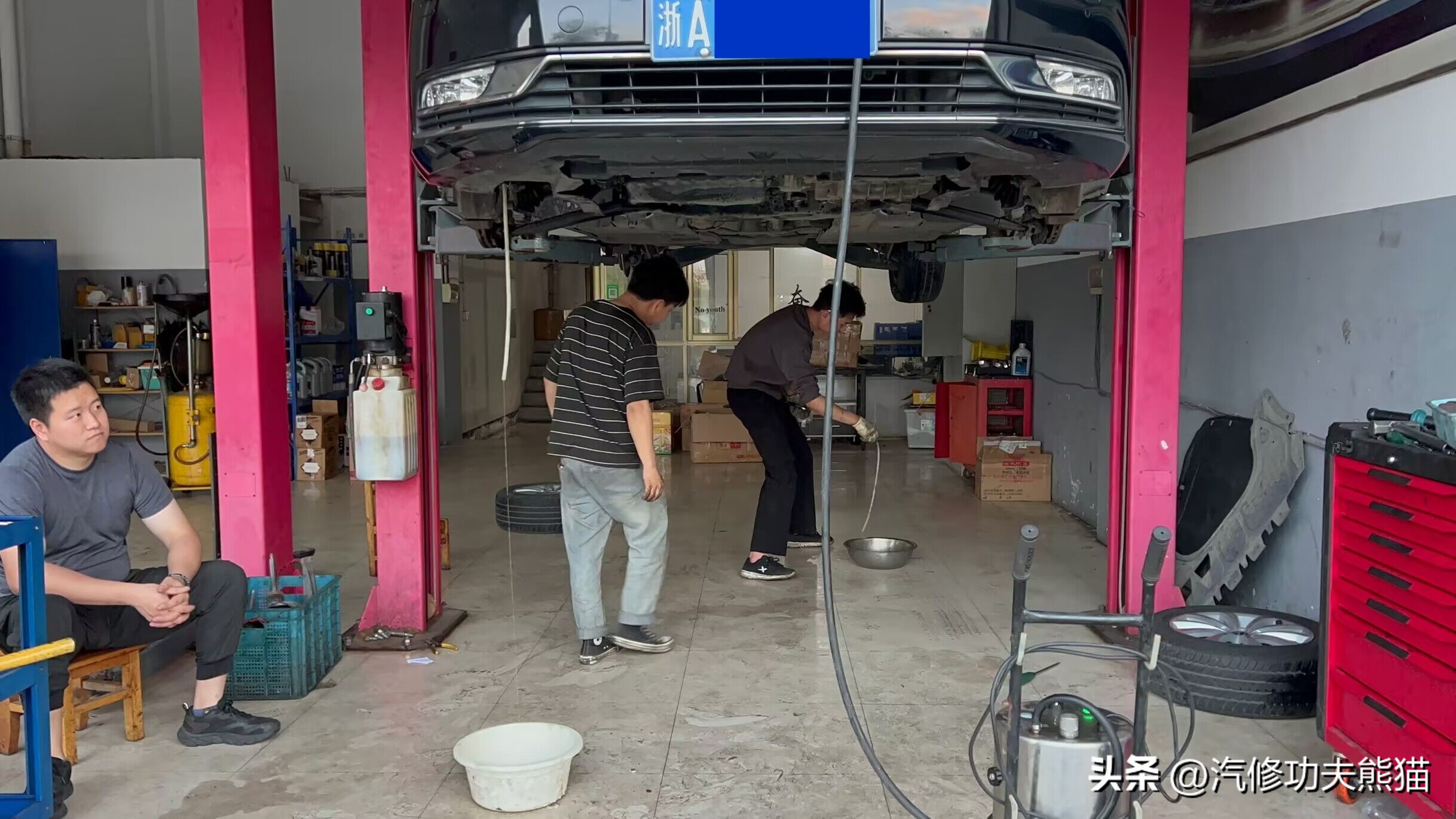 2017款大众迈腾10万公里烧机油,十年的迈腾怎么样后期维修费用