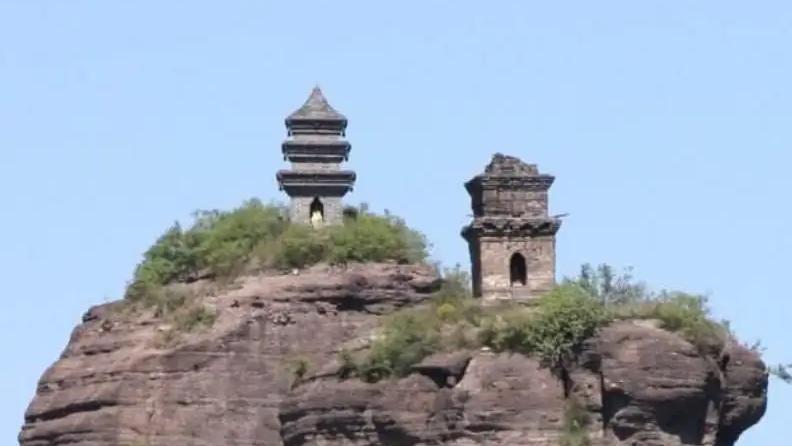 你一定去过许多迷人或神奇的地方,中国境内最值得去的三个地方