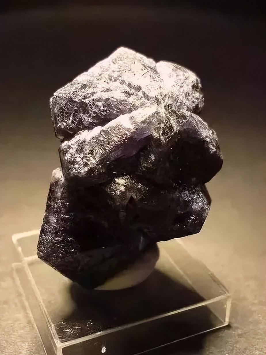 平价彩宝推荐,彩宝买什么颜色