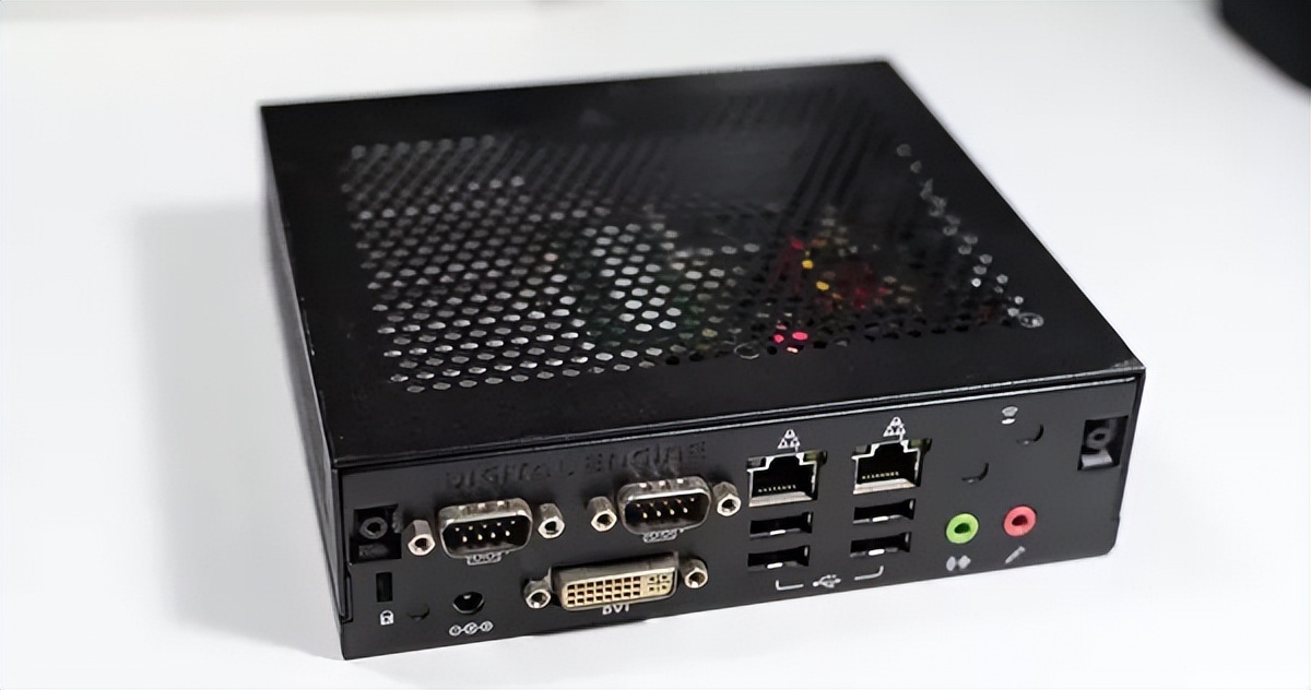 如何选择适合自己软路由,软路由入门款推荐