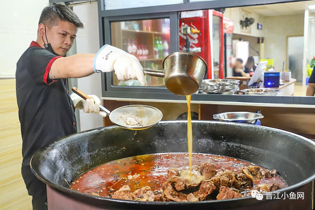 肉！肉！肉！「手撕大骨头」登陆晋江！比拳头还大