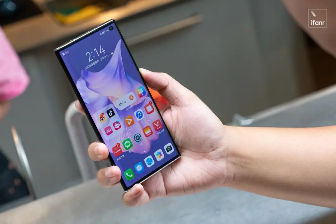 华为新款折叠屏matexs什么时候出,华为新折叠屏matexs2发布会