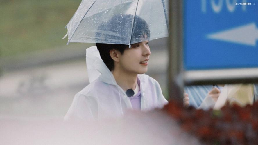 欢迎北大校草郭文韬,郭文韬谈北大和清华