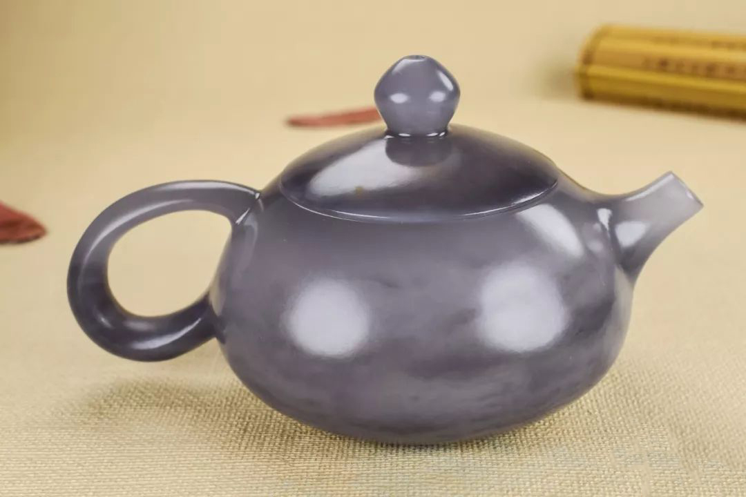 极品和田玉烟紫料,潜力股中的潜力股