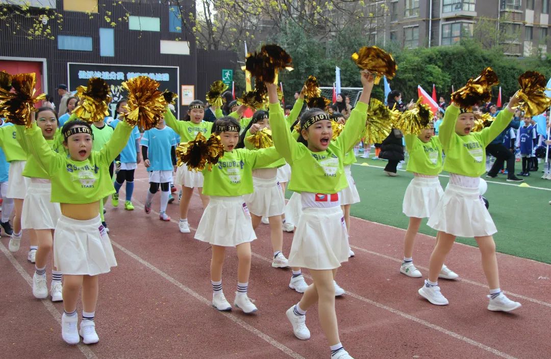 最热辣的校园足球联赛来了：大学南路小学2023年校园足球联赛激情开幕！