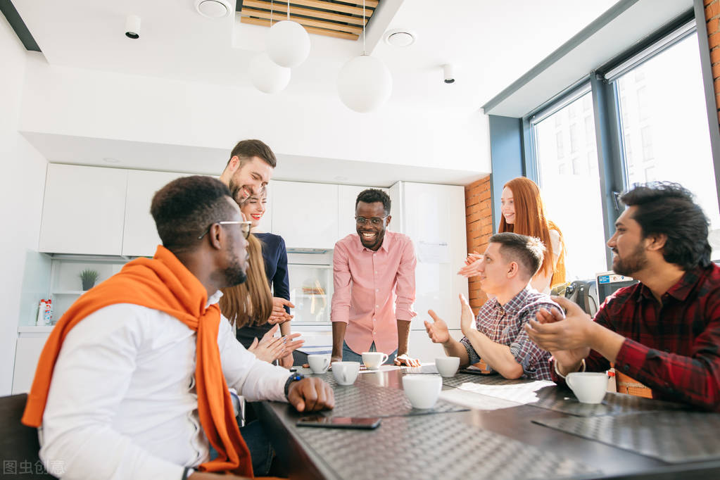 虚荣心是褒义词还是贬义词呢,虚荣是褒义还是贬义