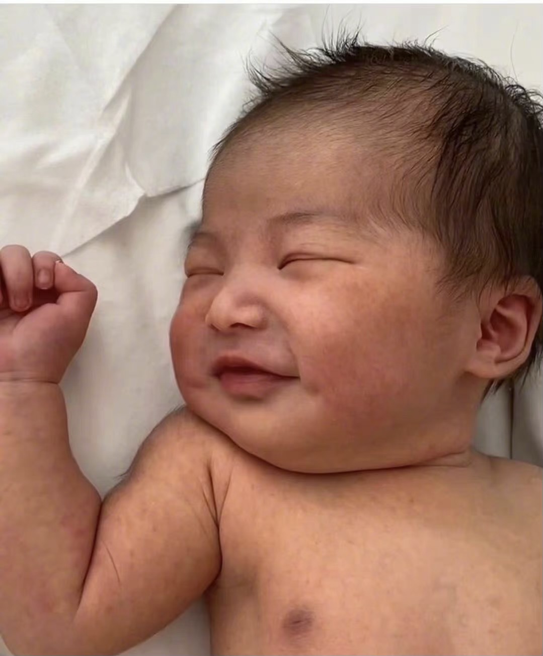 女神生下六个小女孩,八位已经生过孩子的女明星