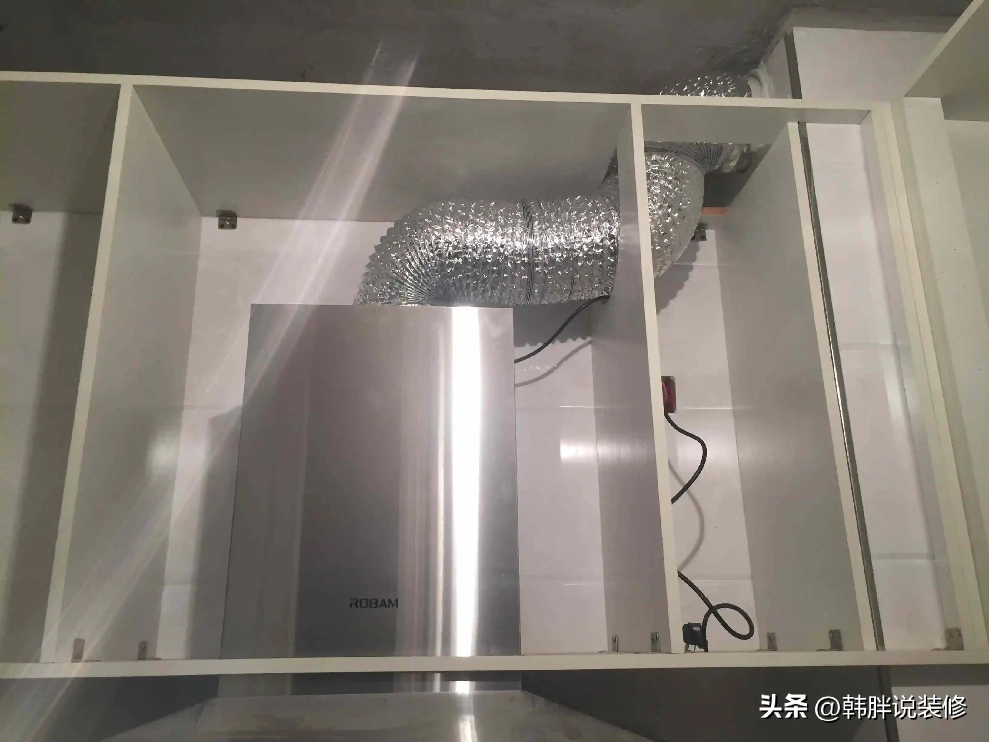 公共烟道油烟倒灌如何彻底解决,楼上烟道油烟倒灌到楼下