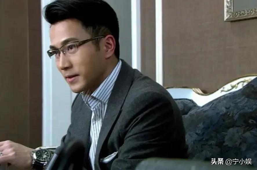 无戏可拍、直播被嘲，不止冯绍峰，这7位男星离婚后境遇格外一致