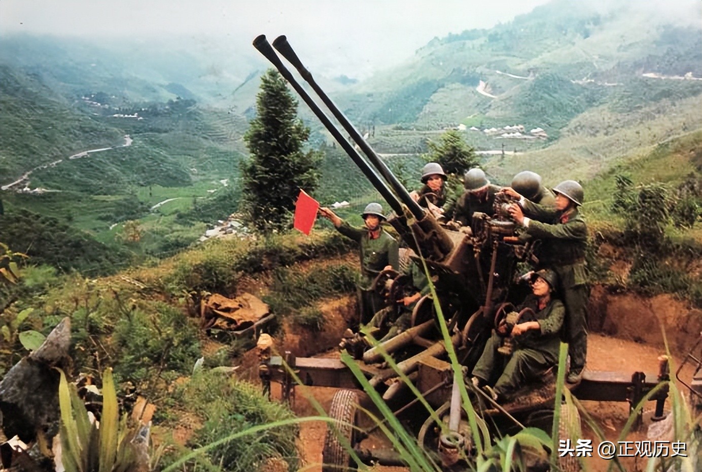 解放军打越军的战术,我军攻破越军的最后一道防线视频