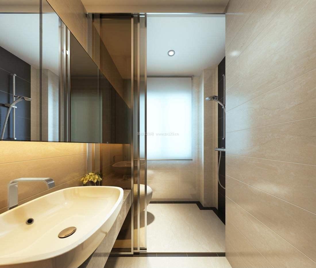 浴室玻璃什么情况下会破裂,卫浴钢化玻璃自爆会不会洒落