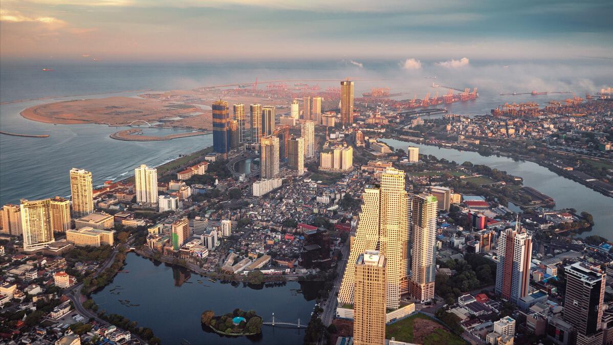 斯里兰卡请中国建造城市，并赠送20万平方领土，为何印度极力反对