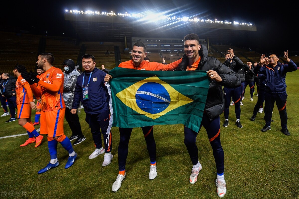 中超鲁能泰山大胜,中超山东泰山队16连胜