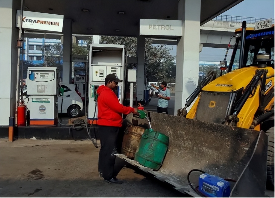 印度购买俄罗斯的石油船运怎么走,印度进口俄罗斯石油怎么运回印度