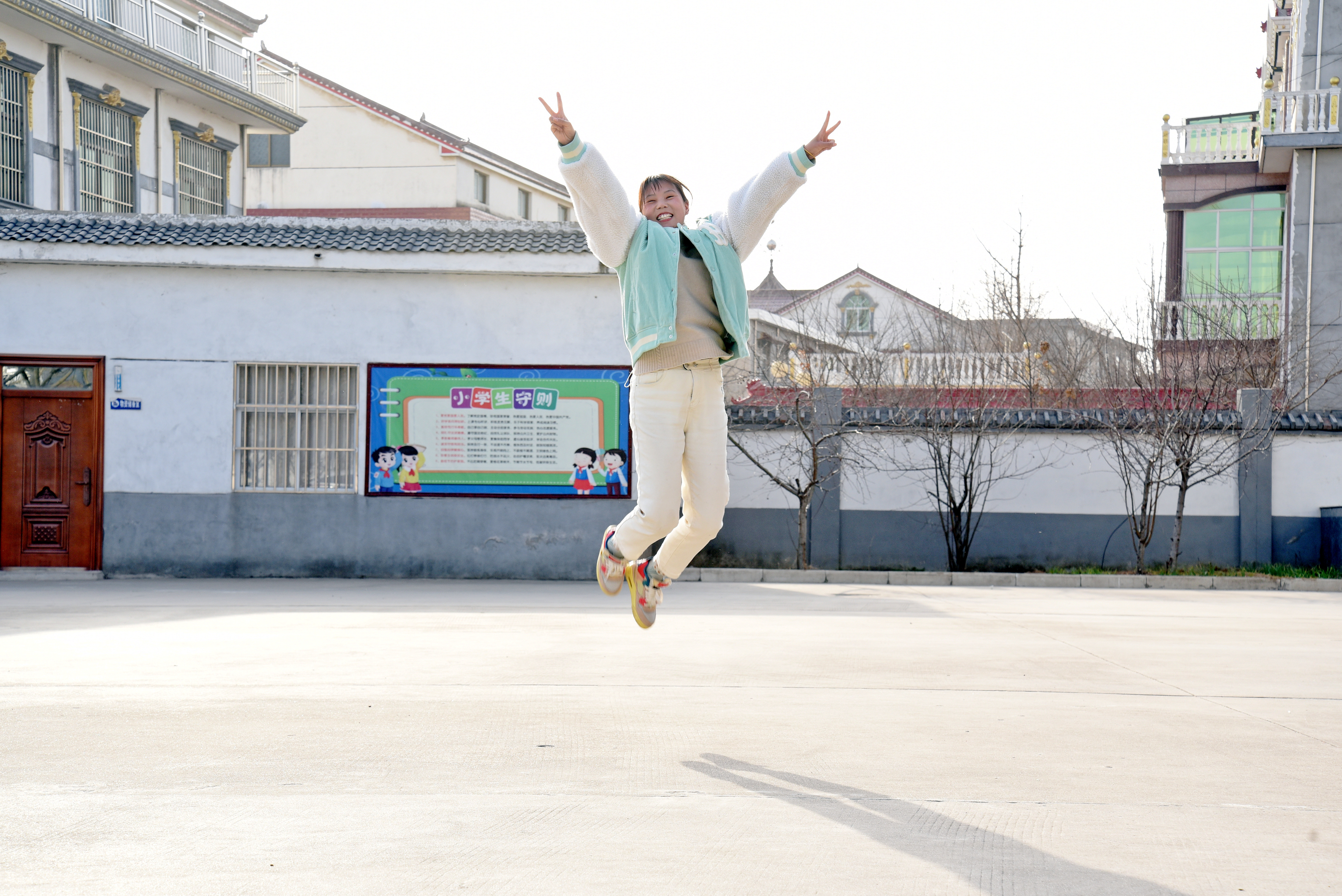 城关小学三八妇女节,三八妇女节快乐幸福