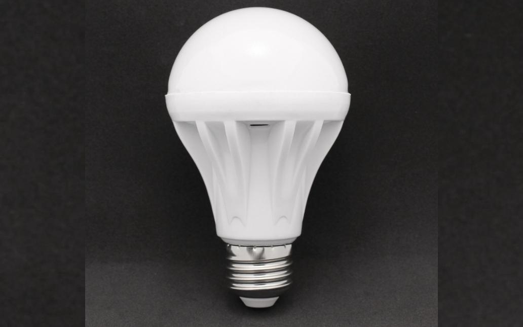 电灯泡歌曲,电灯泡谁发明的