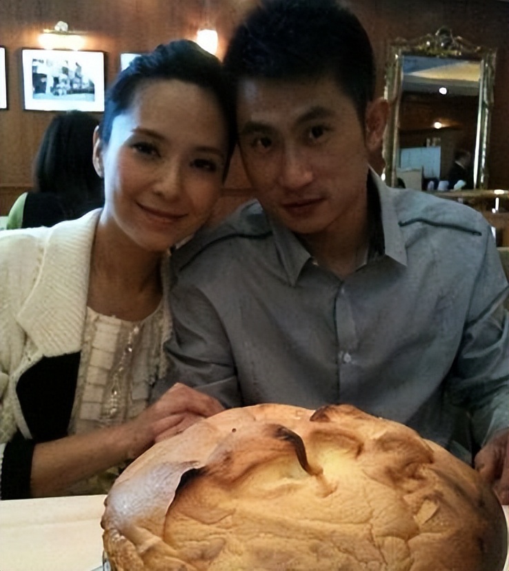 香港港姐郭羡妮嫁给穷人,港姐郭羡妮的幸福生活