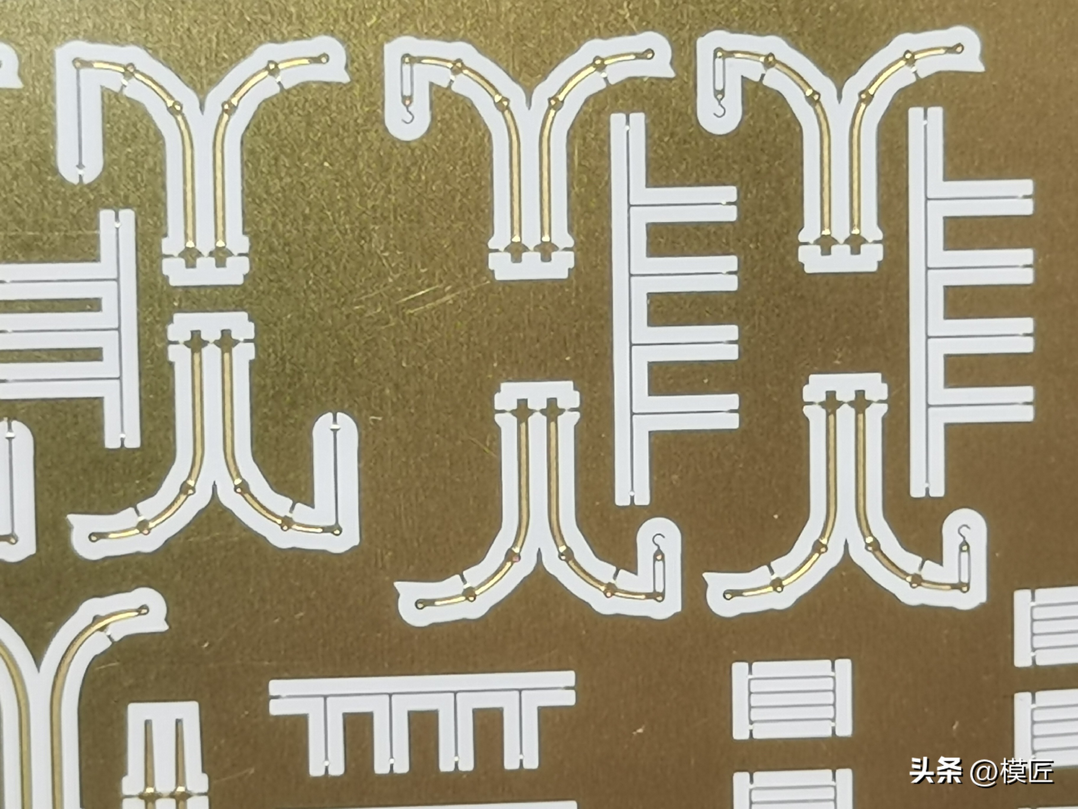 鹰翔1:700战列舰,一战德国埃姆登号轻巡洋舰