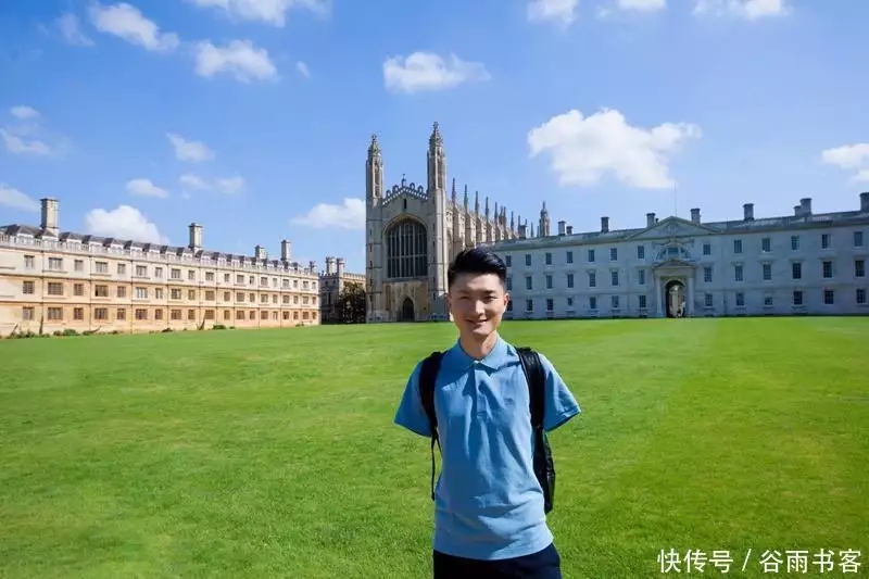 无臂高考状元杨孟衡大型纪录片,杨孟衡用脚写字