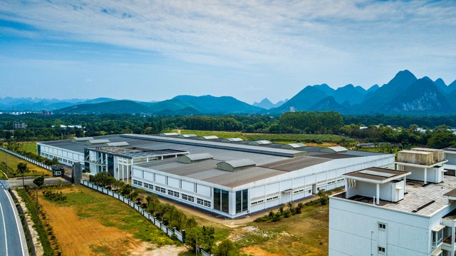 深圳一电子大厂宣布解散，员工正排队领补偿金！新安厂为什么解散