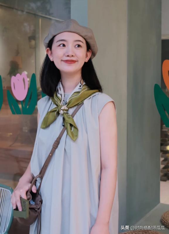 戴着帽子好时髦,戴什么帽子显脸小又减龄