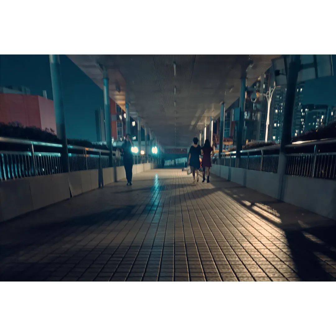 三和青年调查实录：龙华汽车站，这里是深圳最特殊的地方