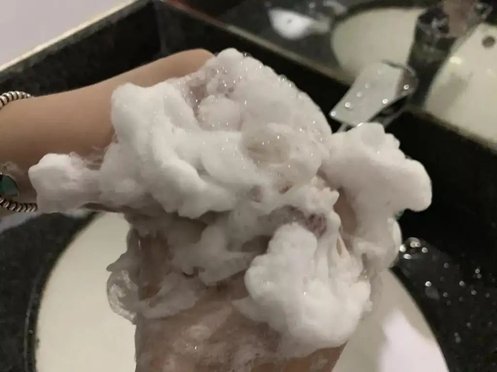 冬季皮肤干燥起皮有纹,皮肤干燥起蛇皮纹