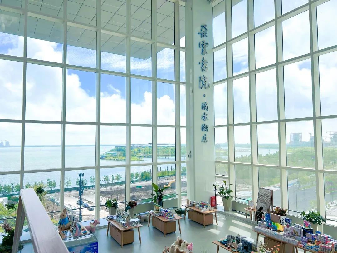 灏忓竷鎽勫奖鍥㈤槦,灏忓竷鎽勫奖