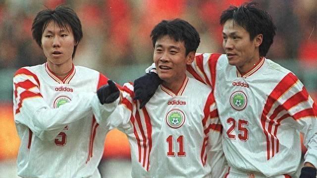 中国足球历史最佳阵容11人投票,中国国家队最佳11人阵容