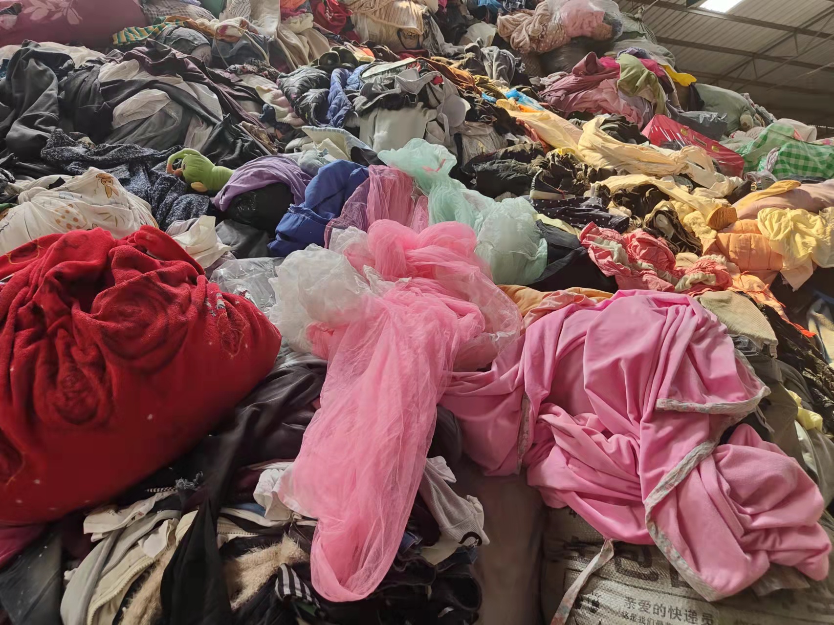 旧衣服回收行业新手入门注意事项,旧衣服回收生意的骗局