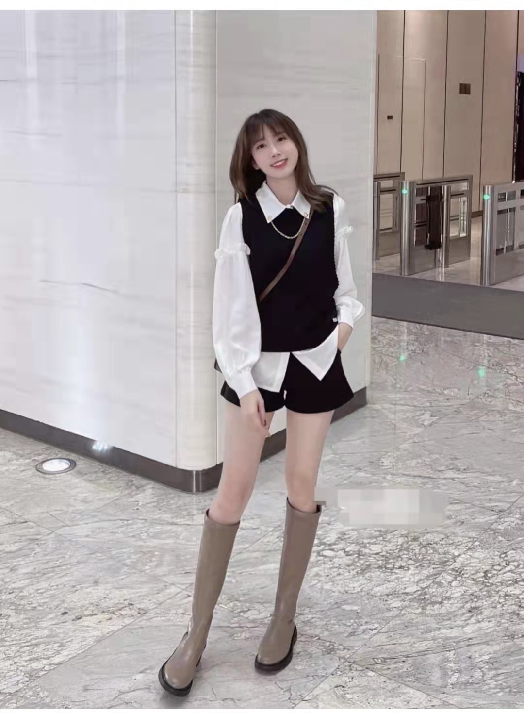 手工女款针织短款马甲,短款针织马甲搭配什么