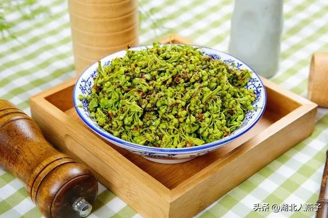 春天挖野菜，送你55种野菜辨别图，带你认识不同的野菜和吃法